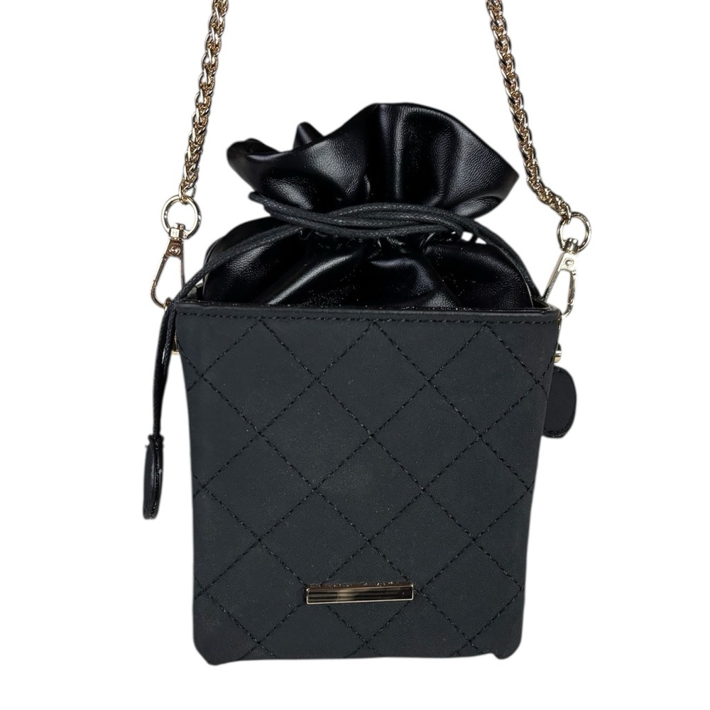 Structured Black Quilted Purse Mini Bucket Bag Gold Hardware Shoulder Strap